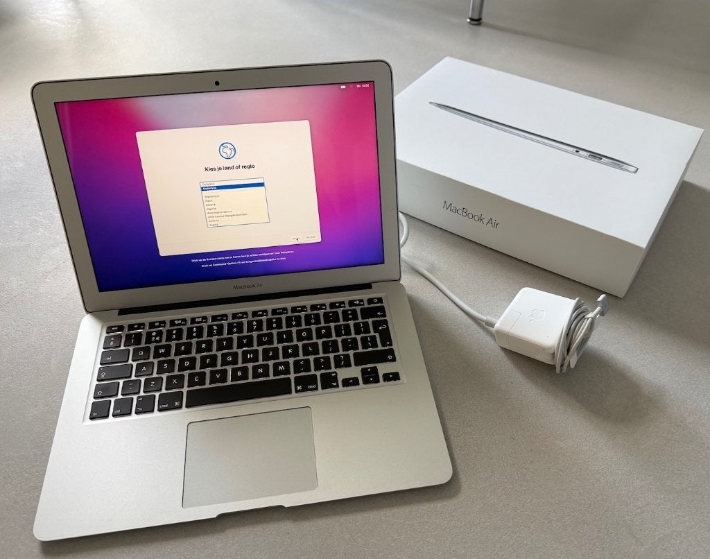 APPLE MacBook Air 13 inch, Computers en Software, Apple Macbooks, Gebruikt, Qwerty, 13 inch, Minder dan 2 Ghz