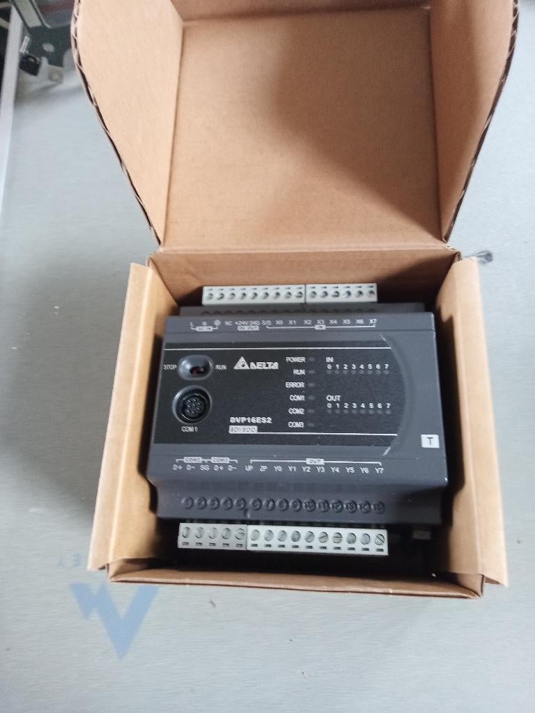PLC Delta, Hobby en Vrije tijd, Elektronica-componenten, Ophalen of Verzenden, Nieuw