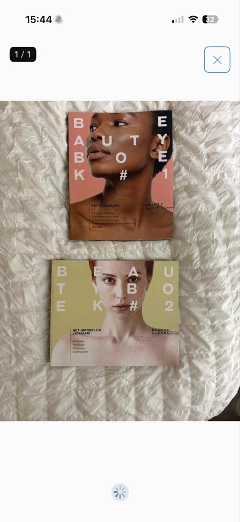 Beautyboek 1 & 2: Het Huidboek en Het Menselijk Lichaam, Boeken, Ophalen of Verzenden, Zo goed als nieuw, Nederland