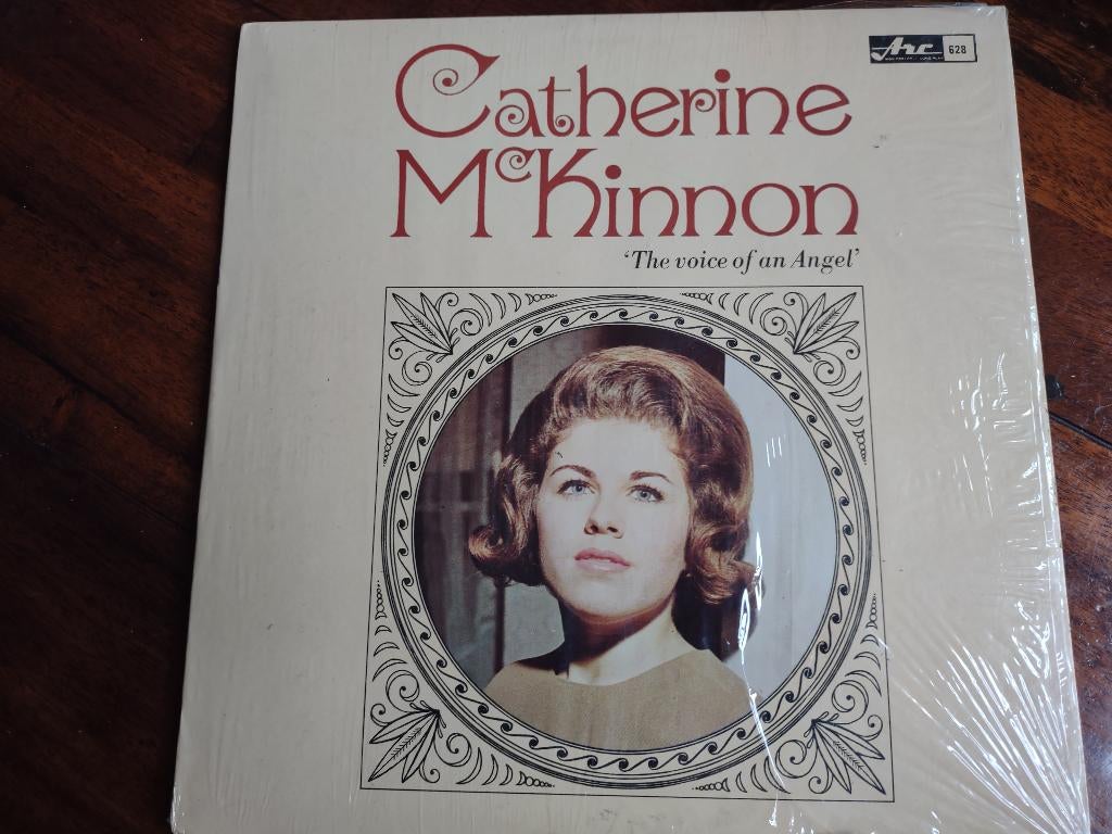 LP - Catherine McKinnon - The voice of an angel, Ophalen of Verzenden, Zo goed als nieuw, 12 inch
