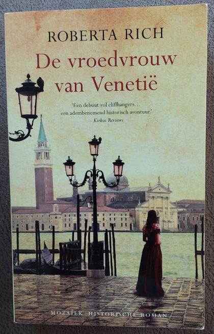 Roberta Rich: De vroedvrouw van Venetië, Ophalen of Verzenden, Zo goed als nieuw