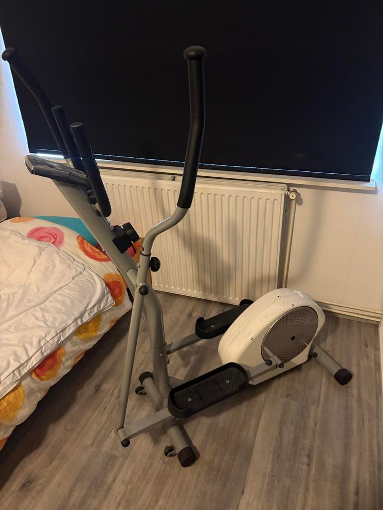 Hammer Hometrainer - Ideaal voor thuisworkouts, Ophalen, Gebruikt, Crosstrainer, Metaal