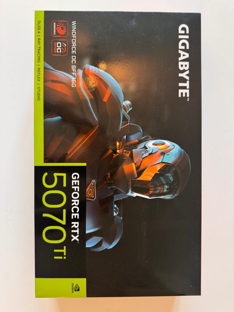 GIGABYTE GeForce RTX 5070 Ti WINDFORCE OC SFF 16G, Computers en Software, Videokaarten, GDDR6, Nieuw, Ophalen of Verzenden, PCI