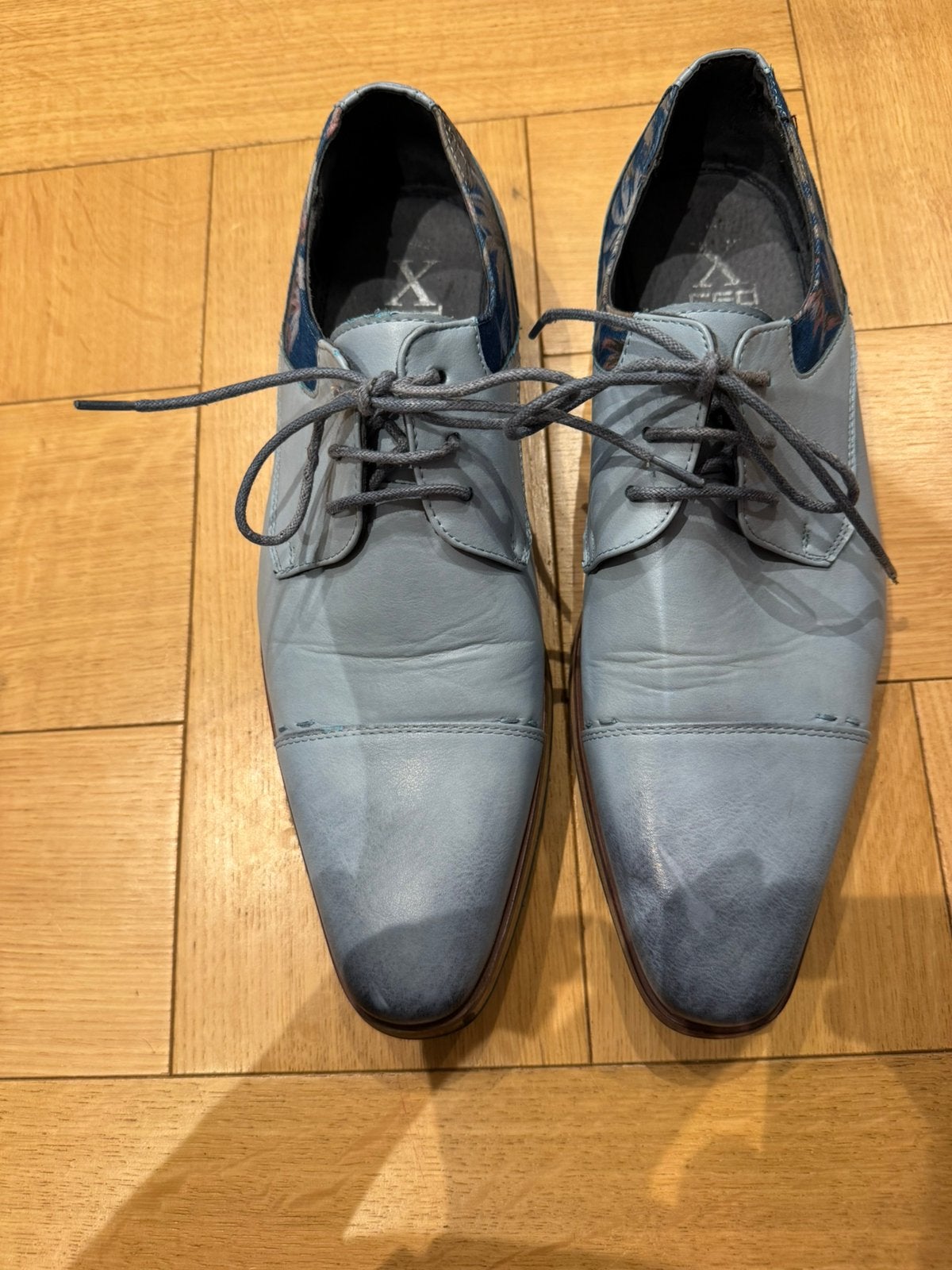 Emilio Luca x Red 42 lichtblauw, Blauw, Ophalen of Verzenden, Zo goed als nieuw, Veterschoenen