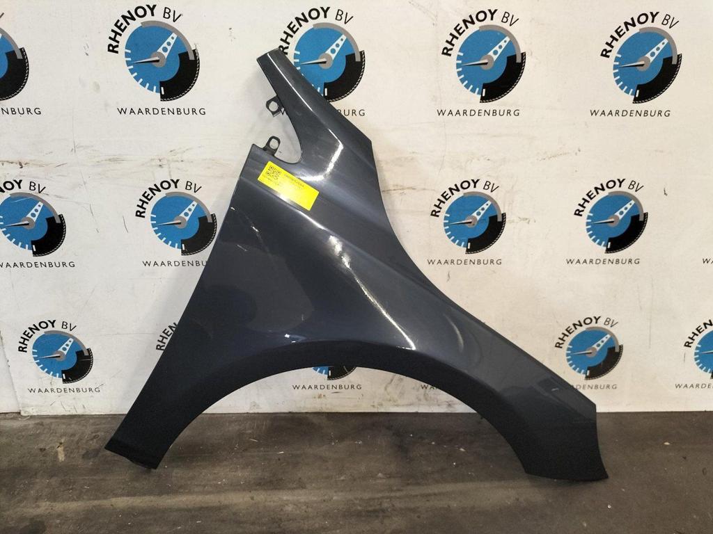 VOLVO V40 MK2 1.5 T2 MOMENTUM  VOORSCHERM R 2017, Ophalen of Verzenden, Gebruikt, Stiba lid