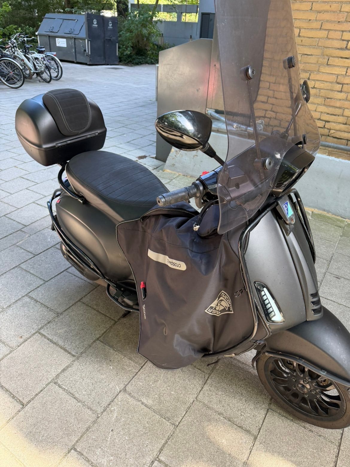 Vespa sprint 125 cc digitaldash A1, Fietsen en Brommers, Scooters | Vespa, Ophalen, Zo goed als nieuw, Benzine