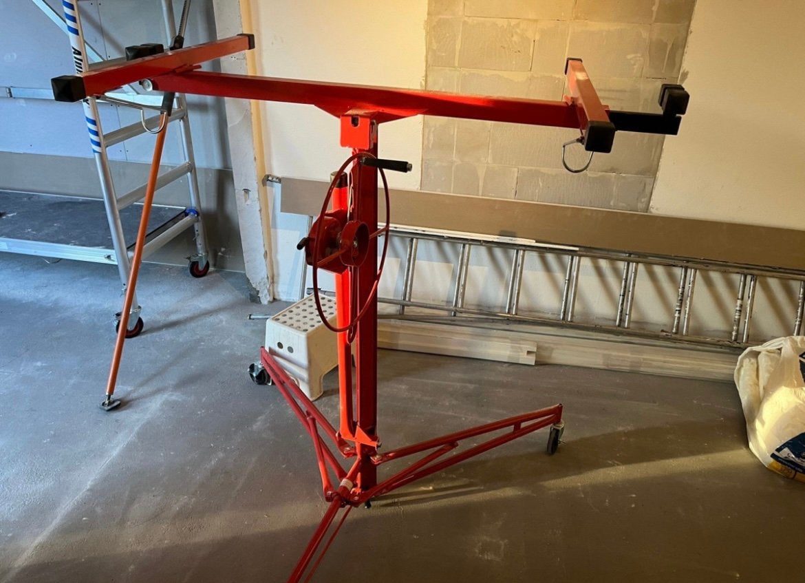 Te huur gips platenlift, Doe-het-zelf en Verbouw, Ophalen, Zo goed als nieuw, Rolsteiger of Kamersteiger, Minder dan 2 meter