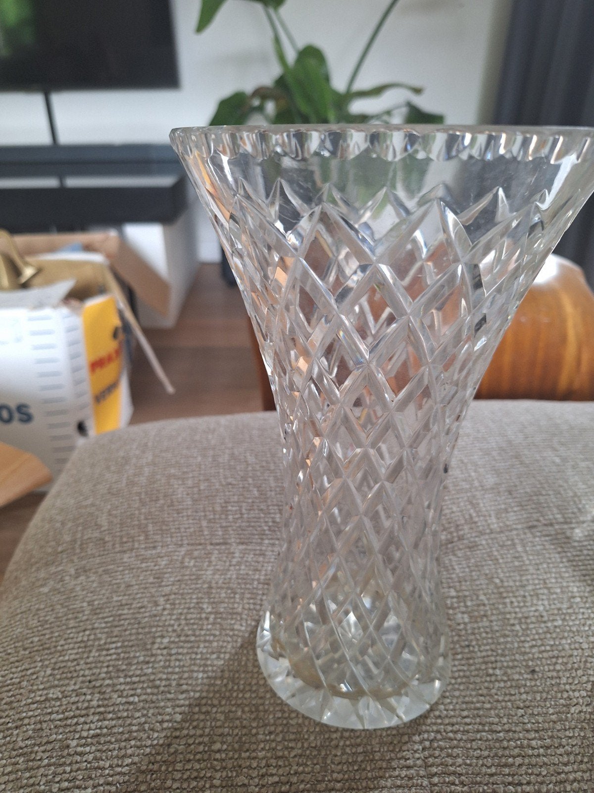 Elegante kristallen vaas met ruitpatroon, Ophalen of Verzenden