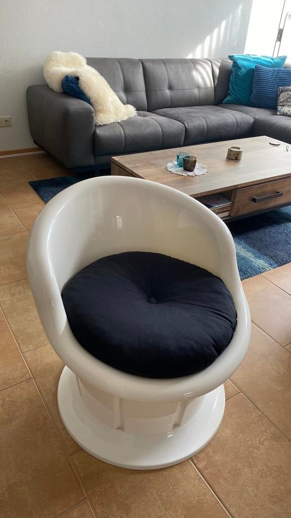 IKEA Popptorp stoel /fauteuil met zwart kussen, Ophalen, Kunststof, Wit, Zo goed als nieuw