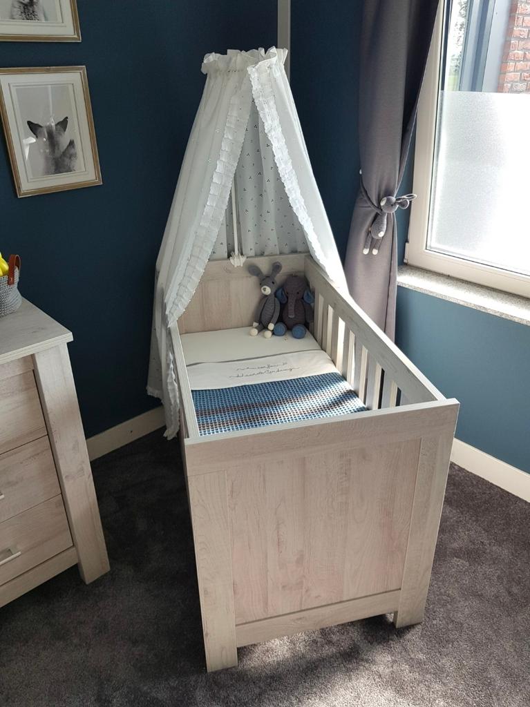 Ledikant Babydump, Ophalen, Zo goed als nieuw, Jongetje of Meisje