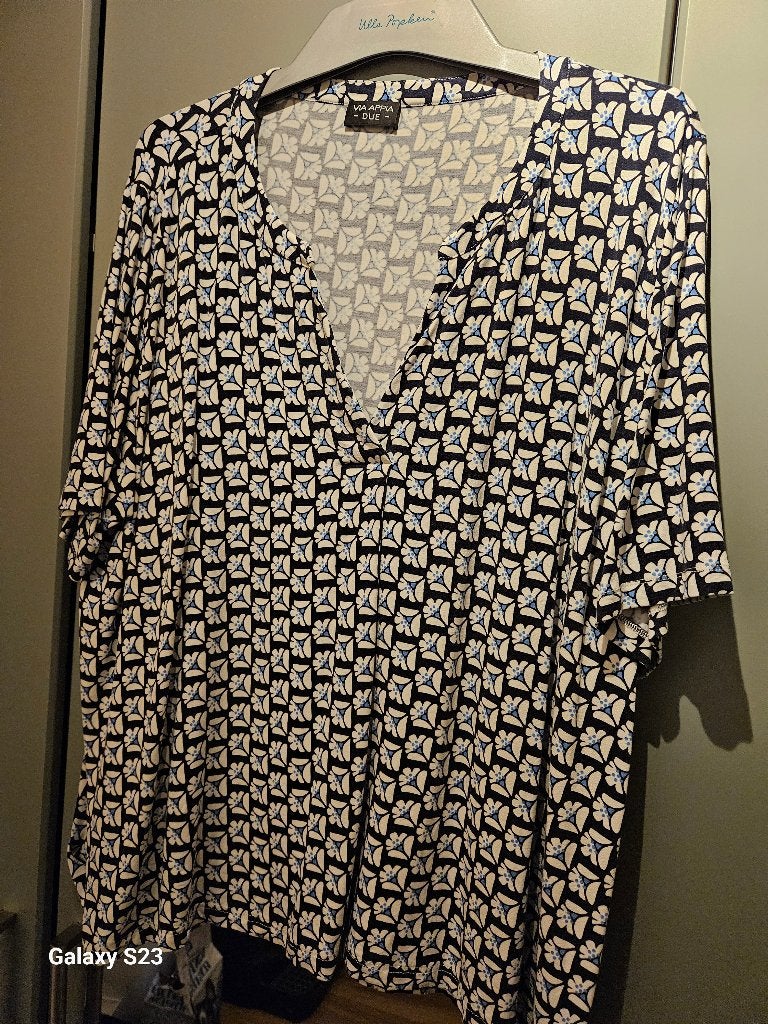 Via Appia Shirt met leuke print - Maat 50/52, Meerkleurig, Via Appia, Gedragen, Shirt of Top