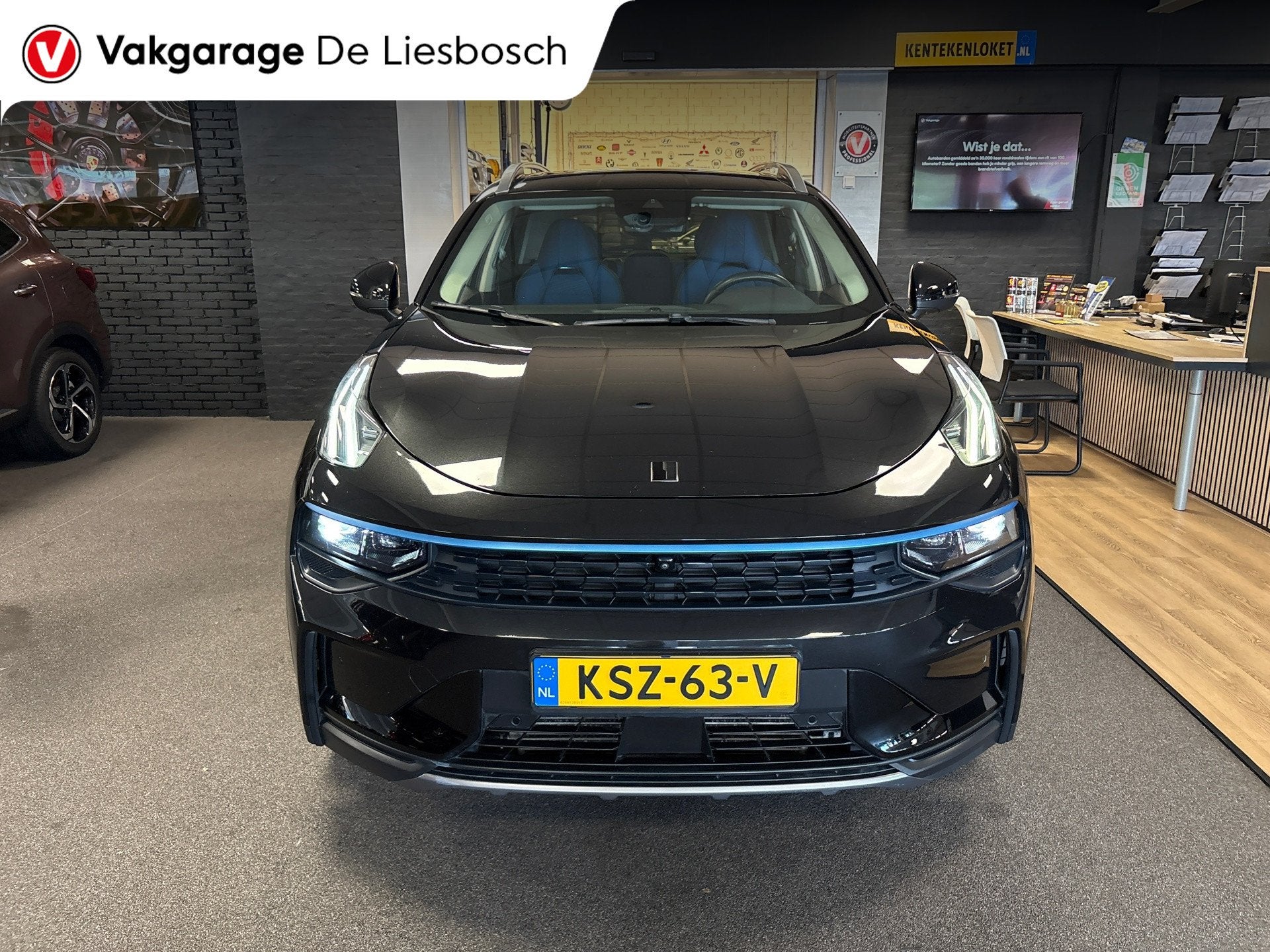 Lynk & Co 01 1.5 TGDI Luxury PHEV / Automaat / 360camera / L, Auto's, Stof, Euro 6, Zwart, Plug-in hybride