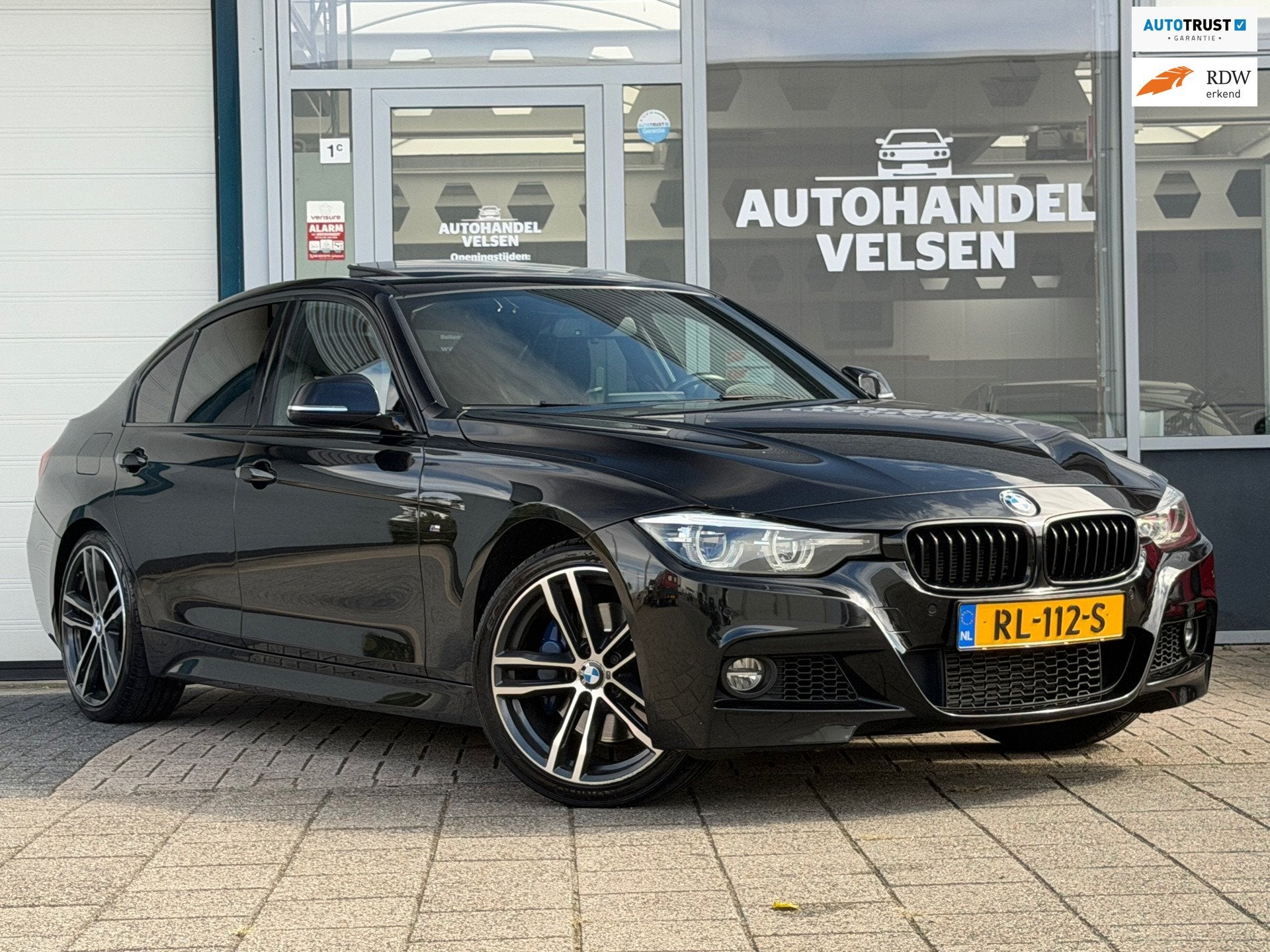 BMW 3-serie 318i M Sport/Pano/NAP/HarmanKardon/carplay, Auto's, Automaat, Automatische klimaatregeling, Gebruikt, Alcantara