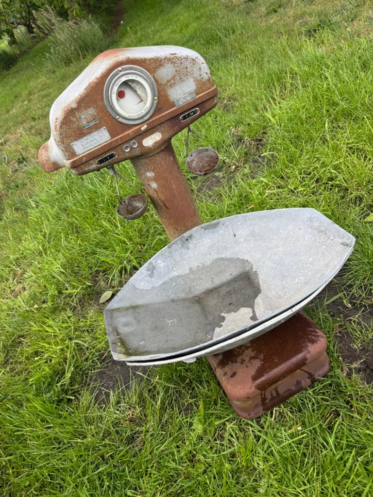een echte Berkel weegschaal, Ophalen