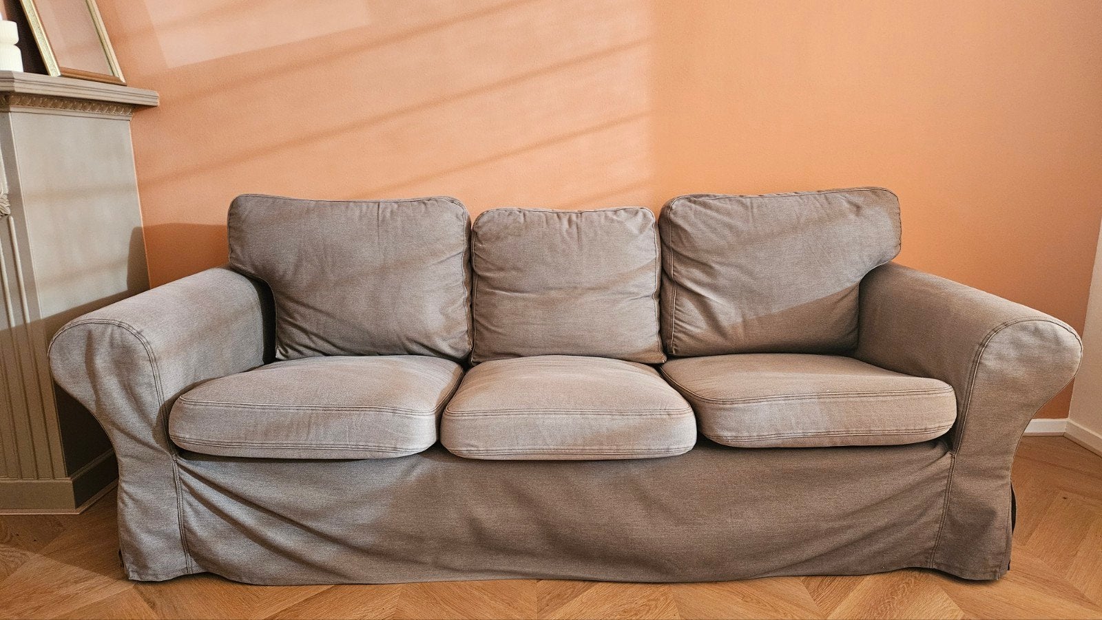 Comfortabele bruine IKEA EKTORP 3-zitsbank, Ophalen, Gebruikt, Driepersoons, 75 tot 100 cm