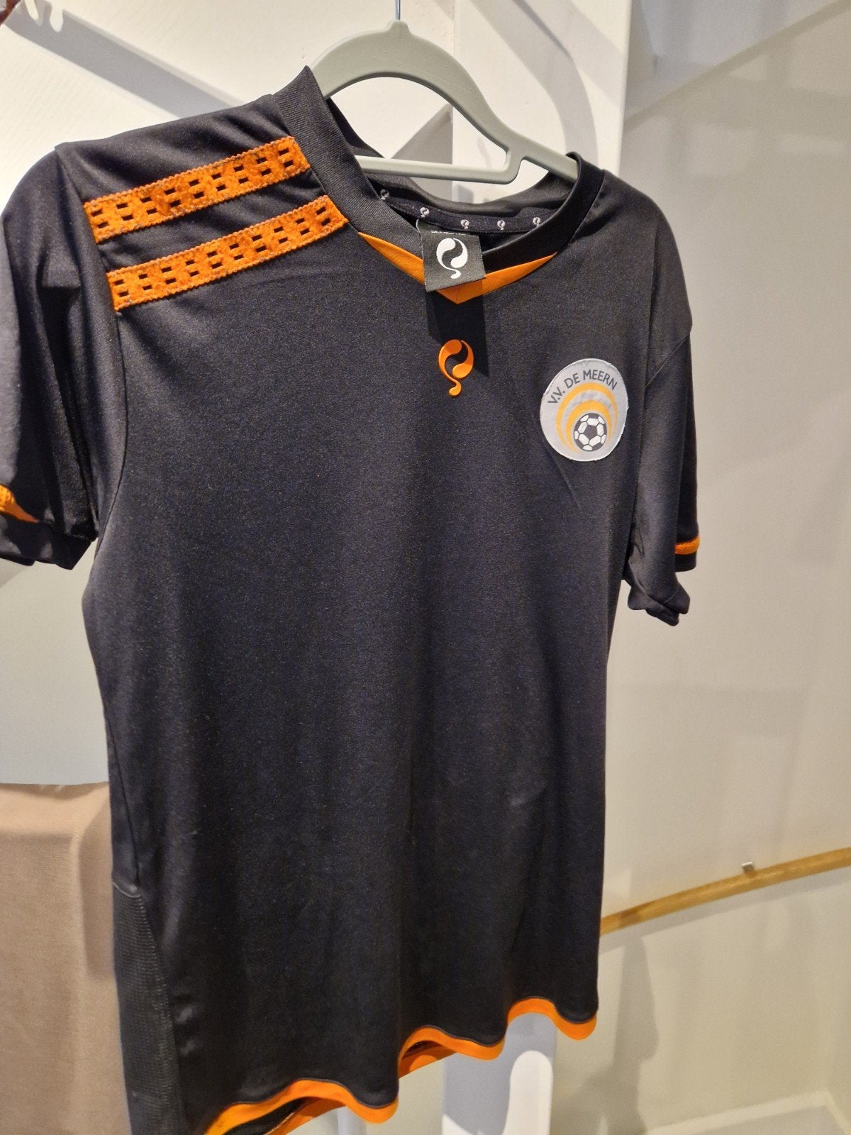 V.V. de Meern voetbalshirt - Maat M, Sport en Fitness, Voetbal, Maat M, Ophalen of Verzenden, Nieuw, Shirt