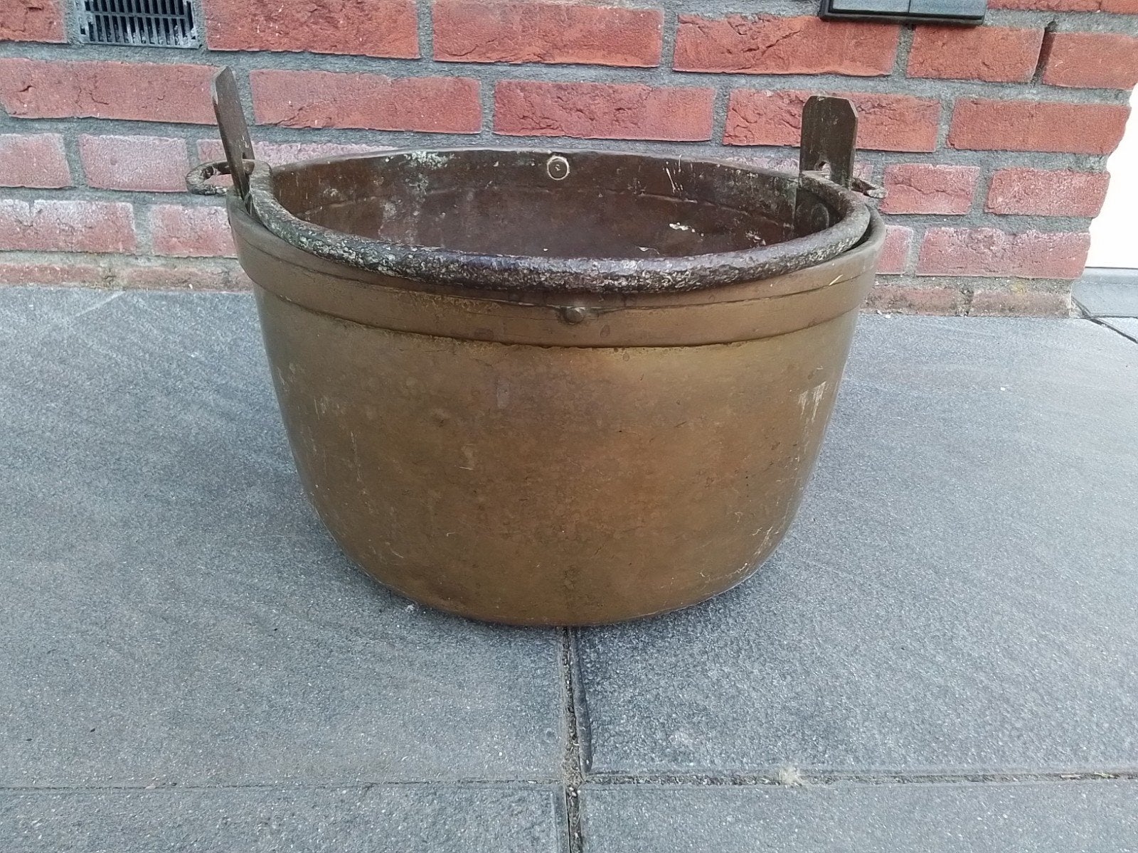 Koperen ketel
19 hoog dia 29, Ophalen