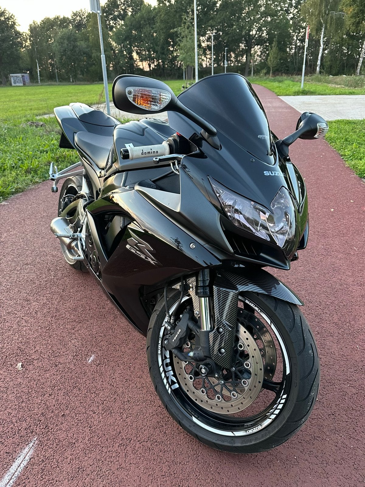 Suzuki GSX-R 750 - Sportieve motorfiets in topconditie, 750 cc, LED Verlichting, Occasion, 4 cilinders