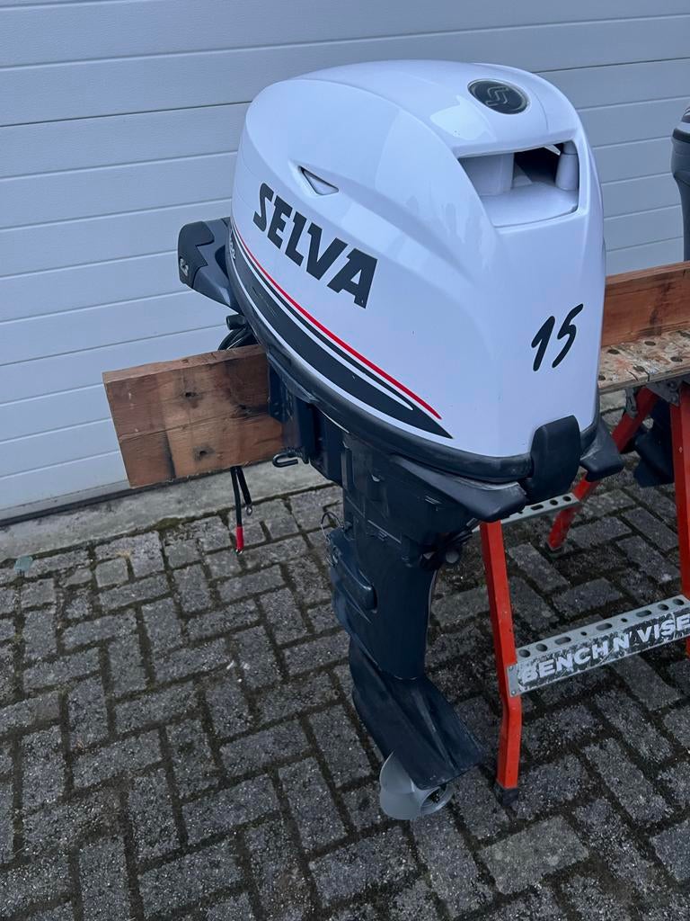 Selva 15PK buitenboordmotor - showroommodel met 0 vaaruren, Watersport en Boten, Ophalen, 10 tot 30 pk, Nieuw, Buitenboordmotor