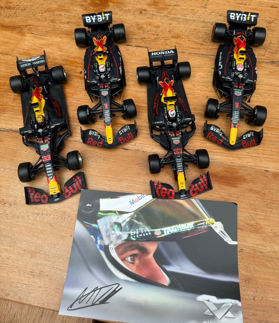 Red Bull Racing F1 modelauto's + Max Verstappen kaart, Ophalen of Verzenden, Zo goed als nieuw, Formule 1