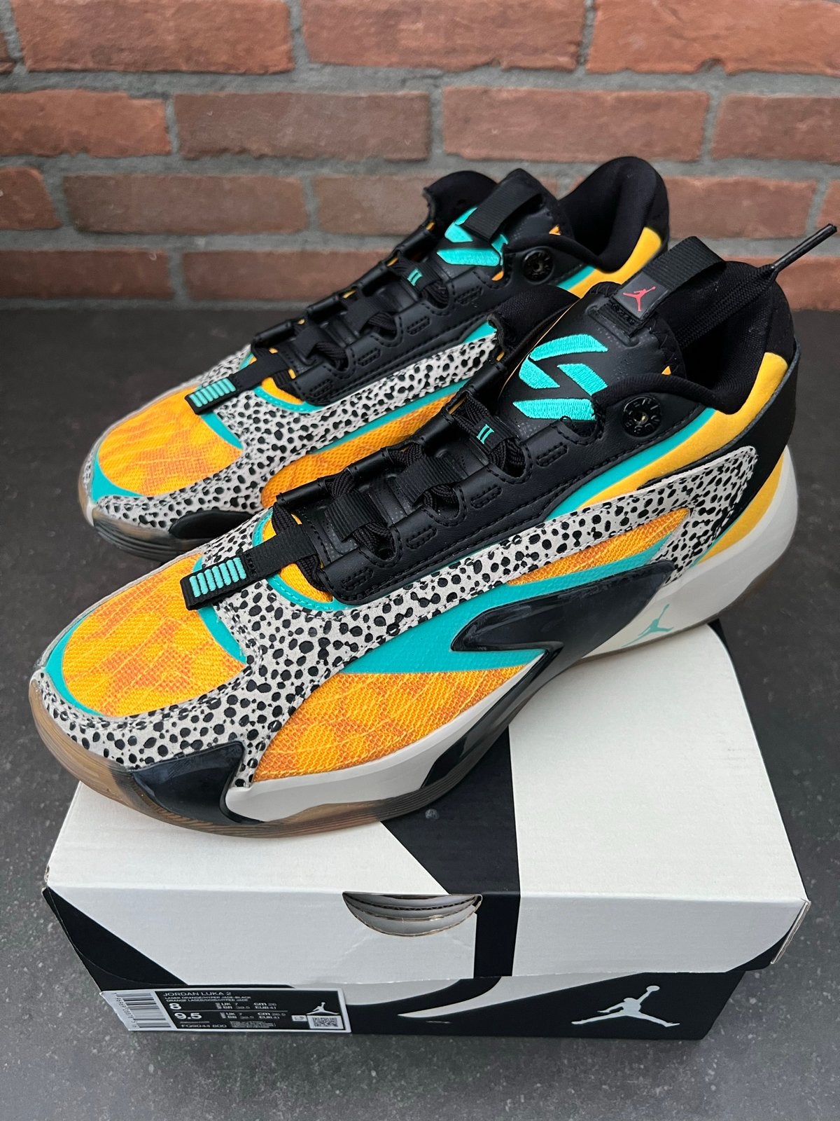 Jordan Luka 2 - Laser Orange/Hyper Jade-Black, Kleding | Dames, Schoenen, Ophalen of Verzenden, Nieuw, Oranje, Sneakers of Gympen