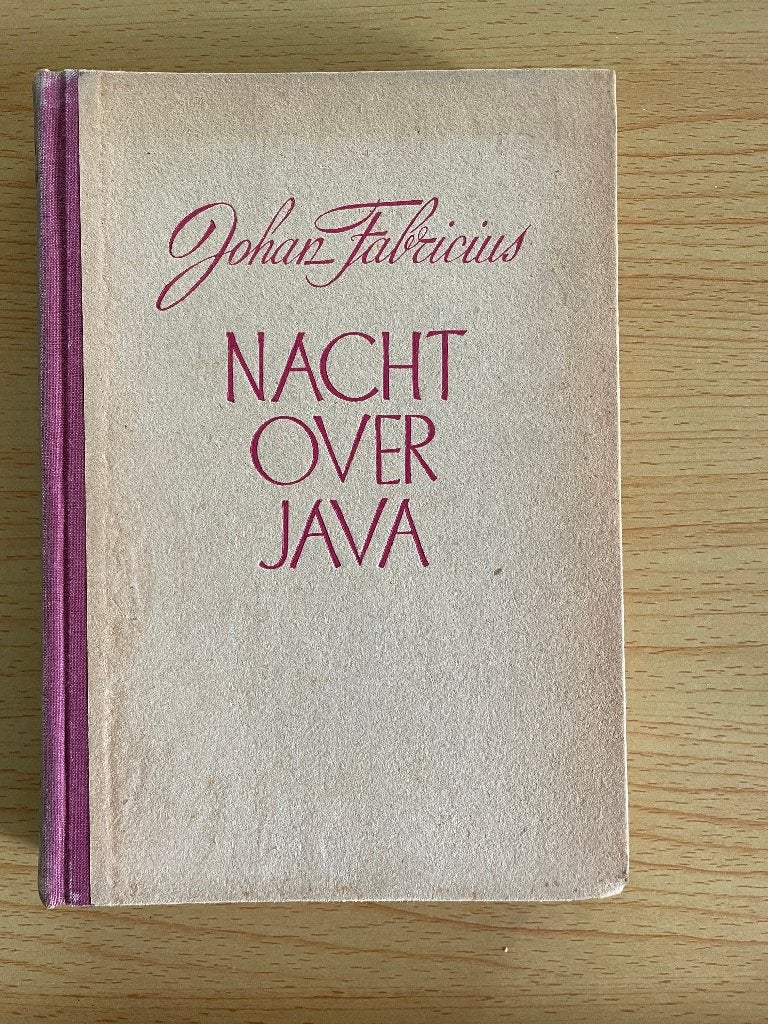 Johan Fabricius, Nacht over Java, Ophalen of Verzenden, Gelezen, Johan Fabricius