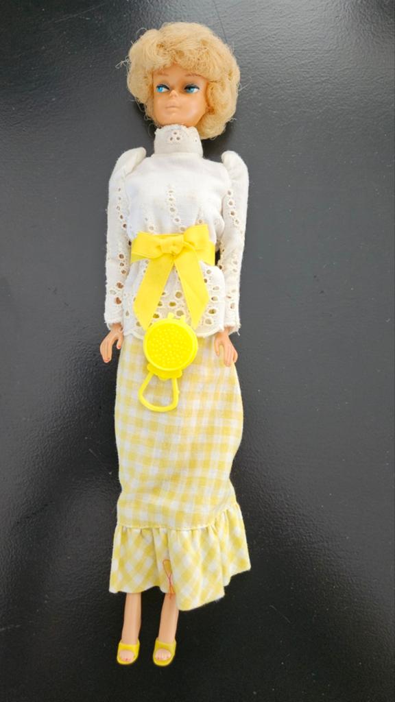 Oude barbie Mitch uit 1958, Verzamelen, Poppen, Ophalen of Verzenden, Zo goed als nieuw, Pop