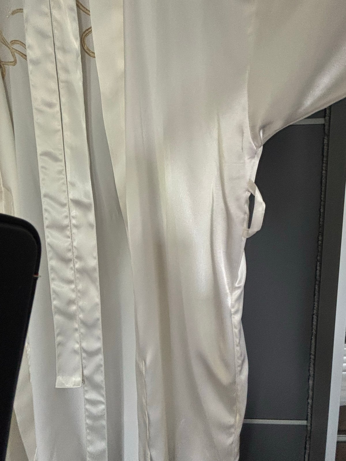 Witte satijnen bruids kimono met 'Bride' op de rug, Ophalen of Verzenden, Zo goed als nieuw, Wit, Accessoires