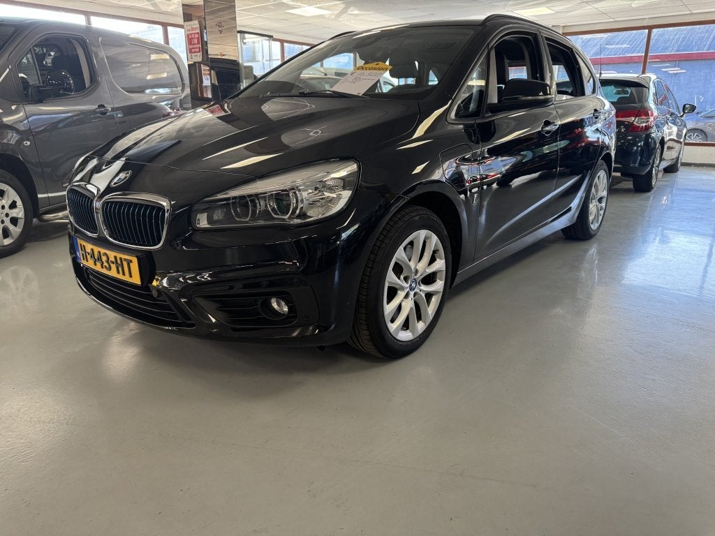 BMW 2 Serie Active Tourer 225xe iP Cent. Exec. (bj 2016), Automaat, Automatische klimaatregeling, 136 pk, Gebruikt