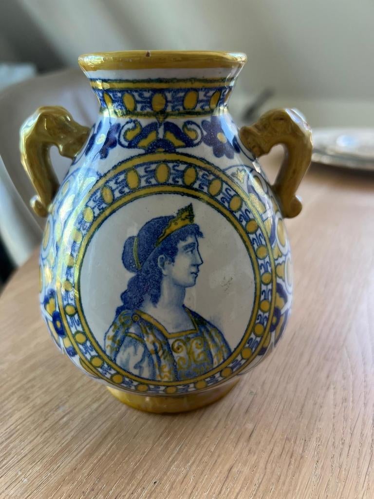 Authentieke Italiaanse Majolica Vaas – Gesigneerd "Sramota", Ophalen of Verzenden
