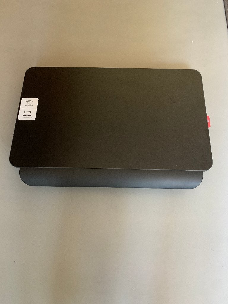 Hoog - laag bureau / laptop standaard, Computers en Software, Laptopstandaarden, Ophalen of Verzenden, Zo goed als nieuw