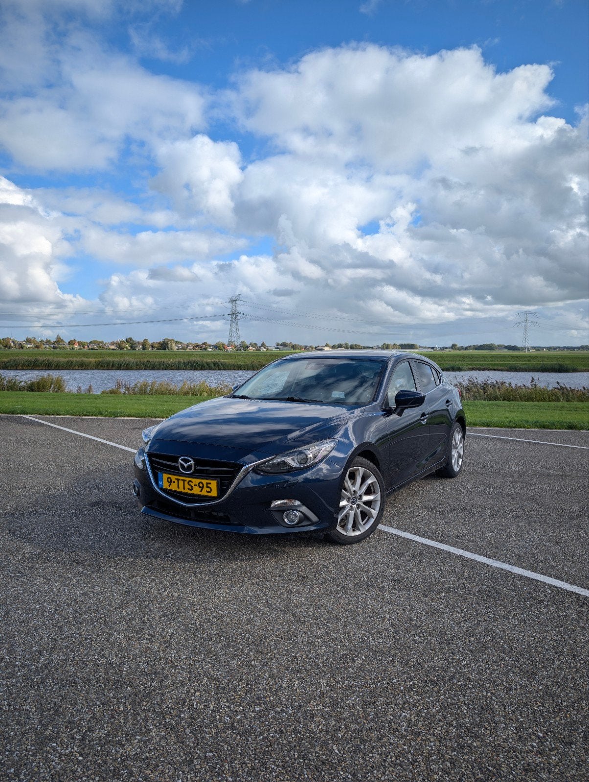 Mazda 3 GT-M Sky Active 120 pk 2014 Blauw, Auto's, Voorwielaandrijving, 1998 cc, Zwart, 4 cilinders