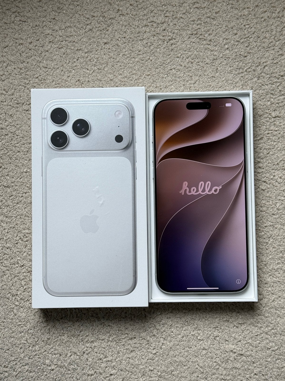 Iphone 17 pro max zilver 256gb, Ophalen, Zo goed als nieuw, Zilver, 256 GB