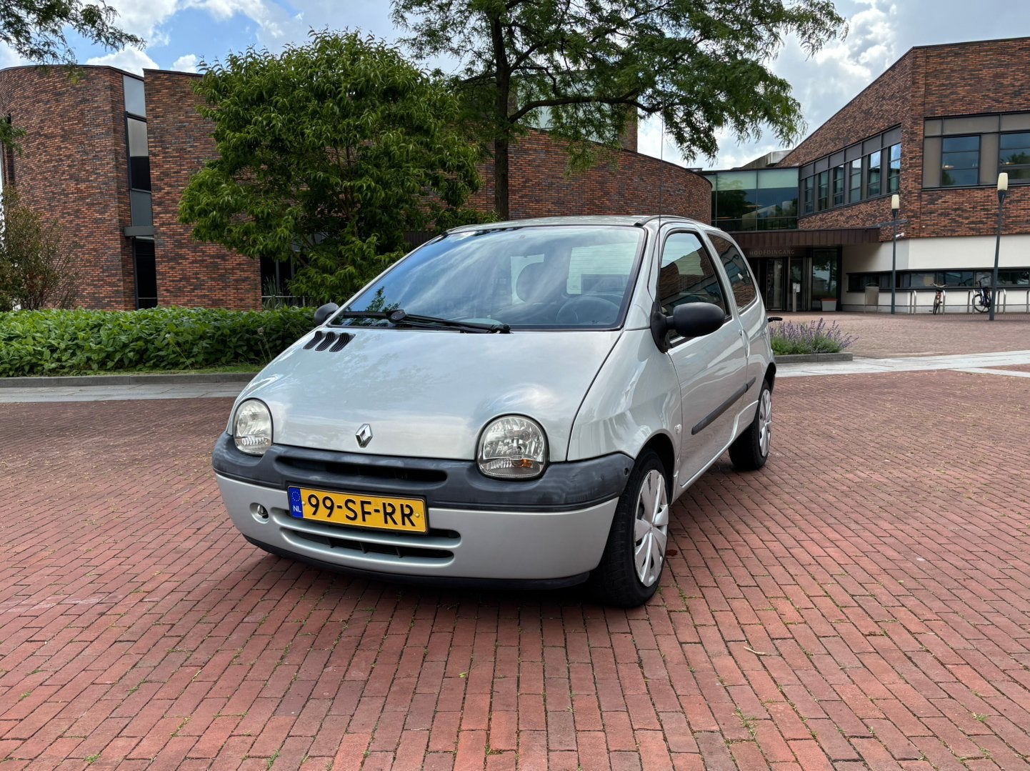 Renault Twingo 1.2 Emotion 58 PK 2005 Airco nieuwe APK | NAP, Auto's, Voorwielaandrijving, Euro 5, 4 cilinders, Origineel Nederlands
