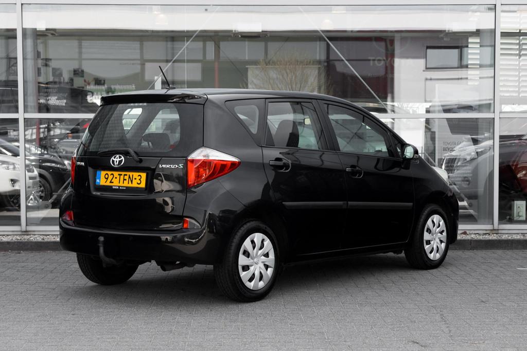 Toyota Verso-S 1.3 VVT-i Aspiration, Auto's, Euro 5, Stof, Gebruikt, 4 cilinders