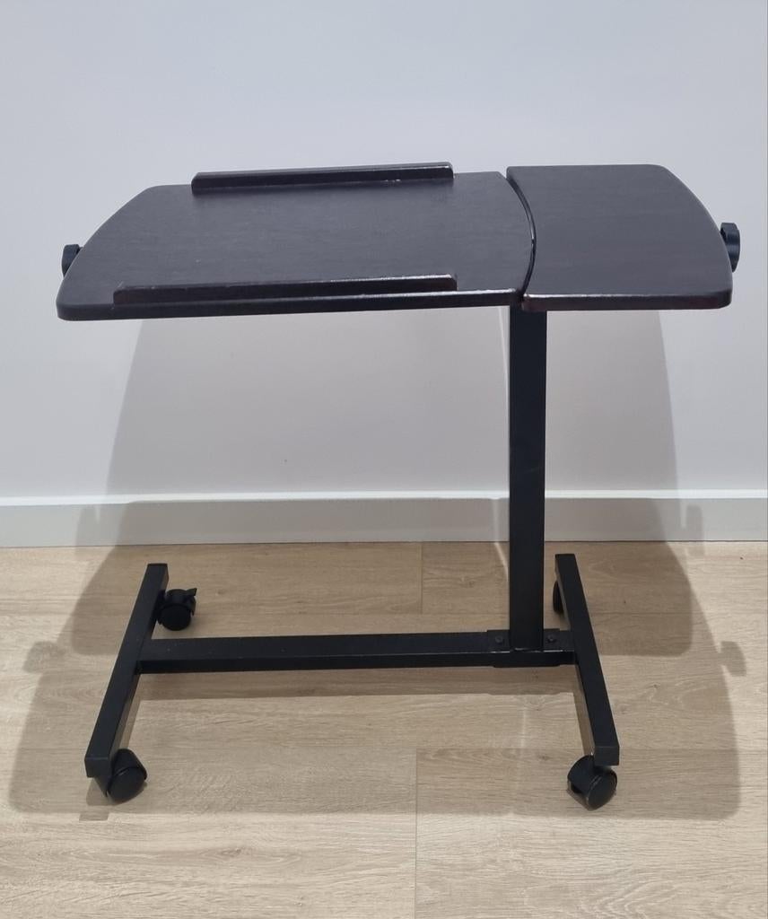 Bijzet tafel op wieltjes, Ophalen