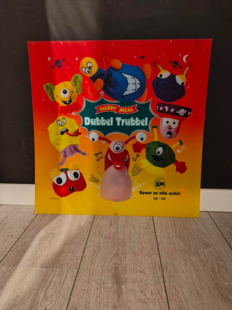 Vintage McDonald’s Happy Meal “Dubbel Trubbel” Display / Lig, Ophalen of Verzenden, Gelezen