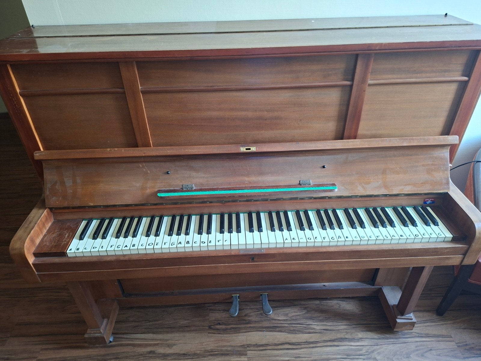 Vintage houten piano merk steindorfer - Gebruikt, Gebruikt, Bruin, Ophalen of Verzenden, Piano