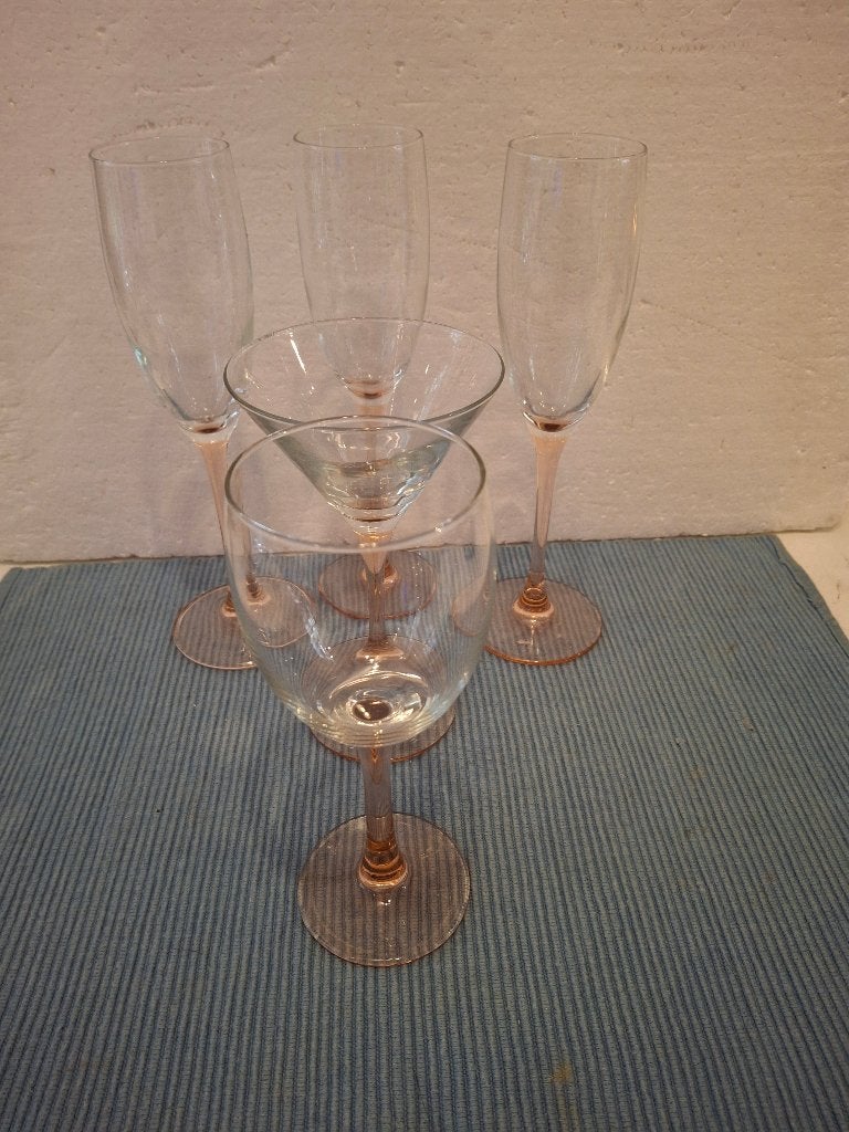 Luminarc - 3 champagne, 1 cocktail & 1 wijnglas - roze voet, Ophalen of Verzenden