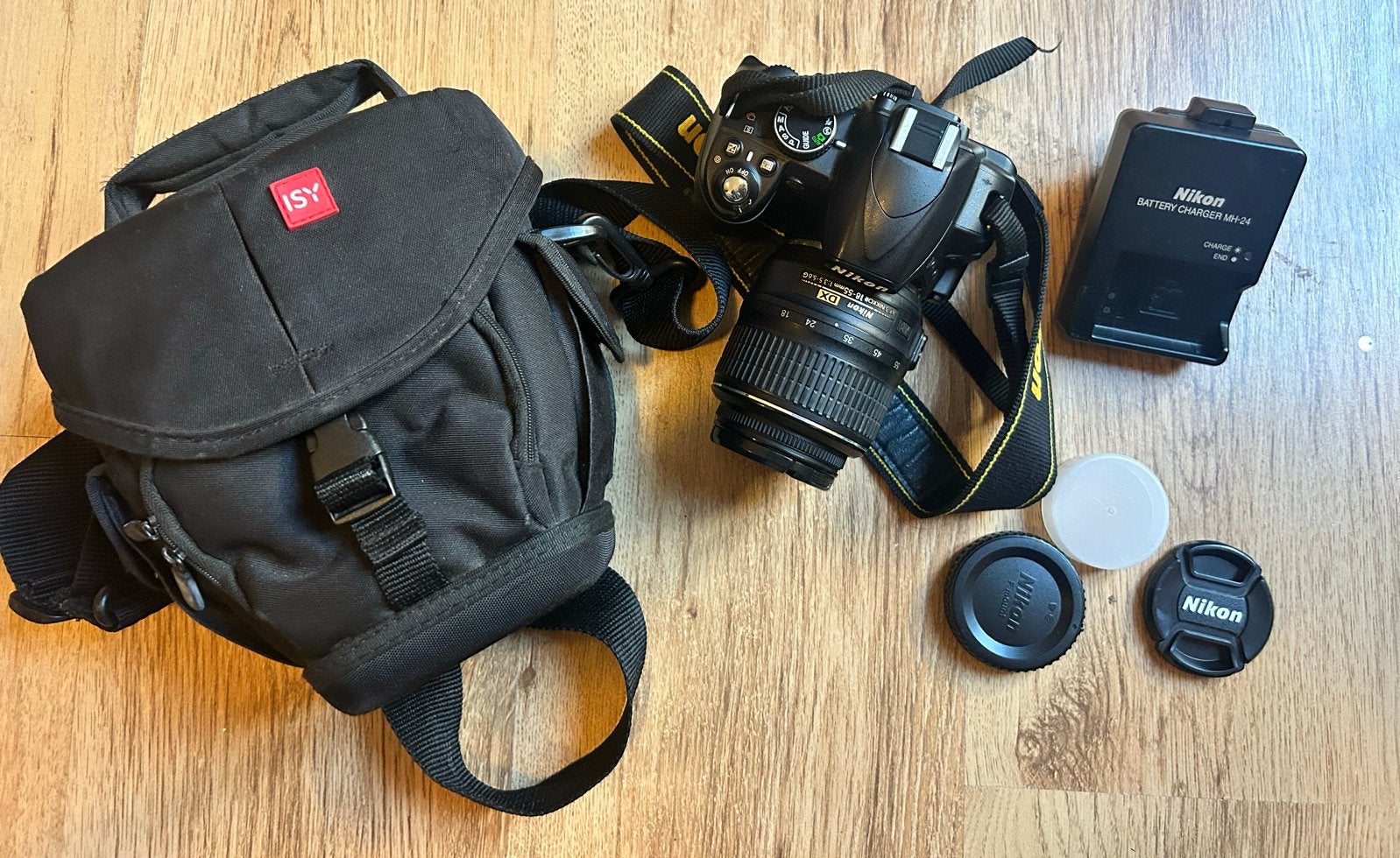 Nikon D3100 Spiegelreflexcamera met AF-S DX NIKKOR 18-55mm, Audio, Tv en Foto, Ingebouwde flitser, Gebruikt, Spiegelreflex, Ophalen of Verzenden