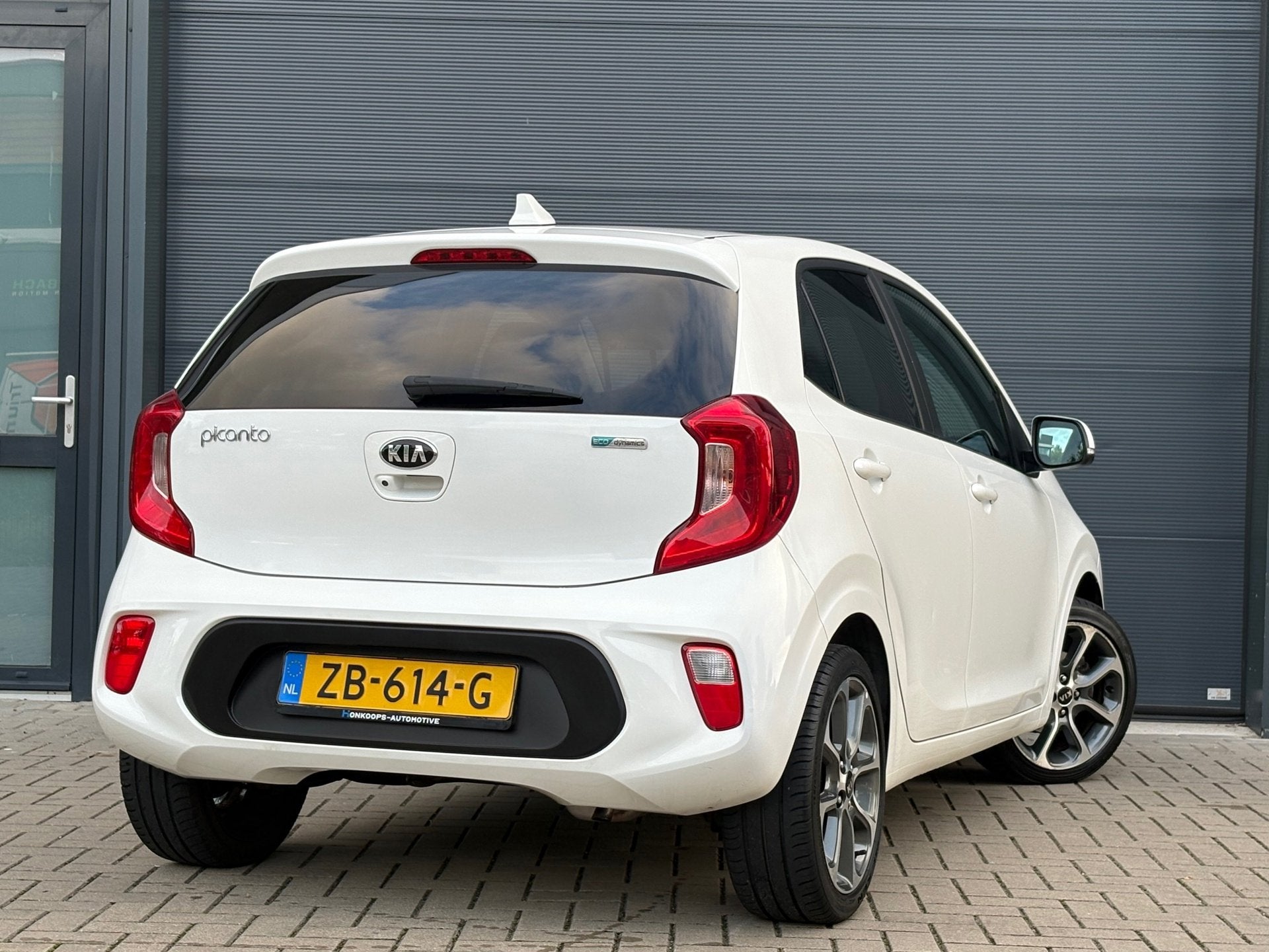 Kia Picanto 1.0 CVVT Design - Rijklaar - Apple Carplay - Cru, Auto's, Voorwielaandrijving, Gebruikt, Euro 6, 4 stoelen