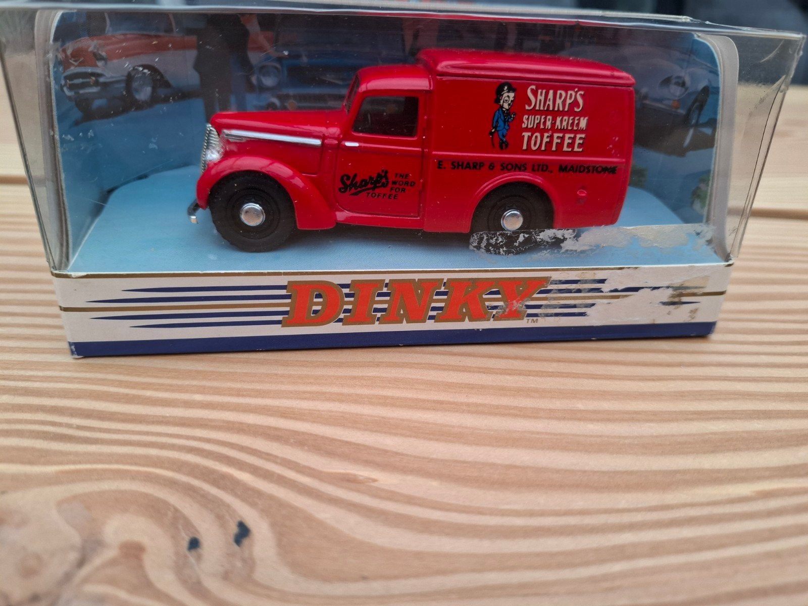 Dinky machbox Commer Van 'Sharp's Super Kreem Toffee', Ophalen of Verzenden, Zo goed als nieuw, Overige typen