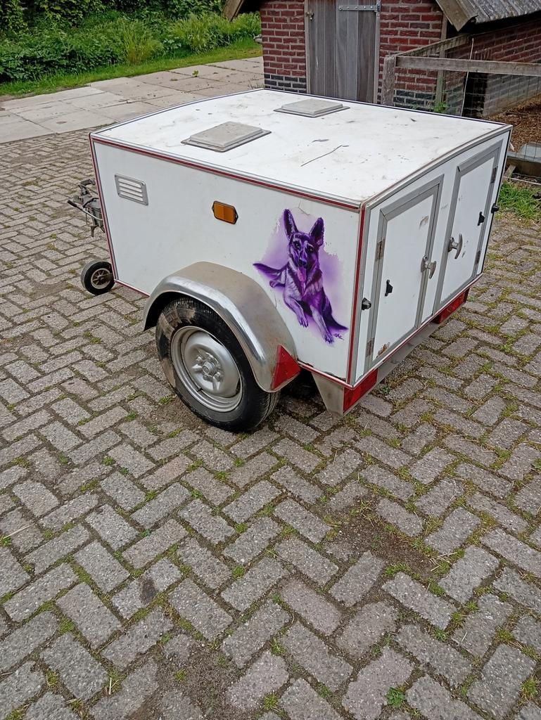 Moet zo snel mogelijk weg. Aahwaganwagen honden aanhanger, Ophalen of Verzenden, Gebruikt
