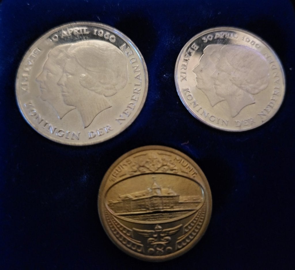 Nederland 1980 "Troonsafstand & Inhuldigingsset", Postzegels en Munten, Munten | Nederland, Ophalen of Verzenden, Koningin Juliana