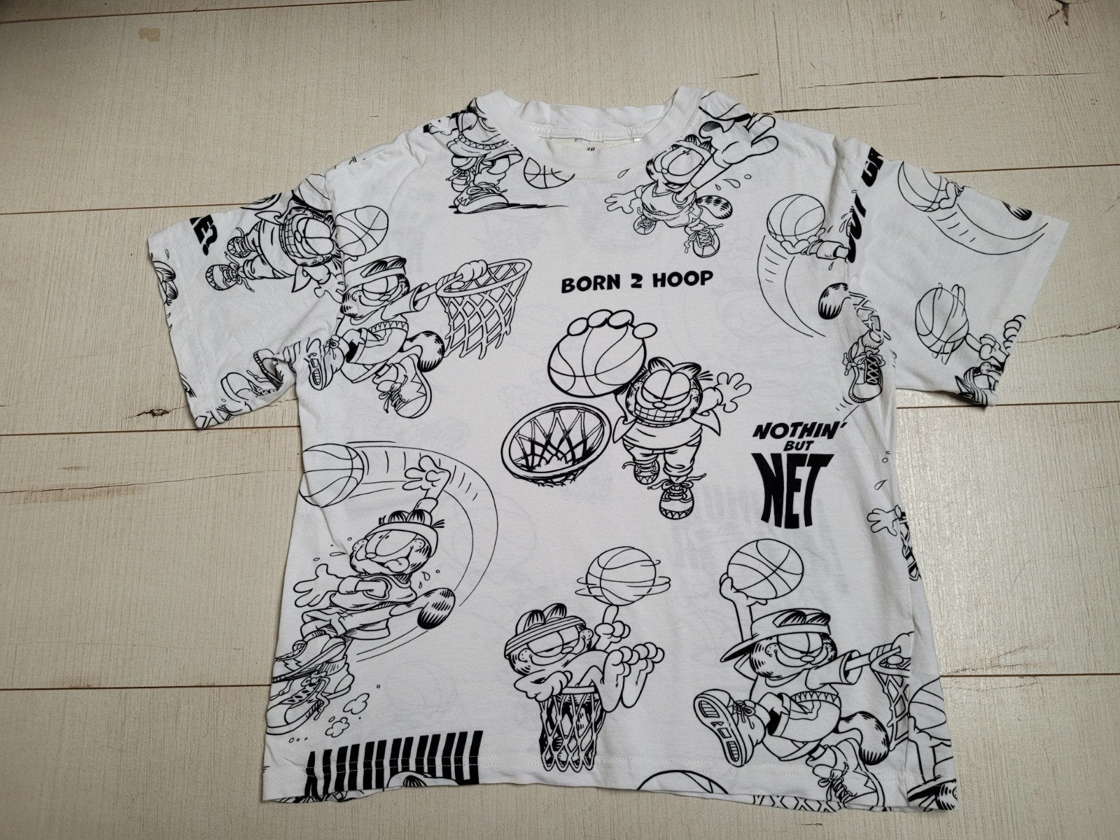Wit/ zwart Garfield t-shirt mt 128, als NIEUW, Ophalen, Zo goed als nieuw, Jongen of Meisje, Shirt of Longsleeve
