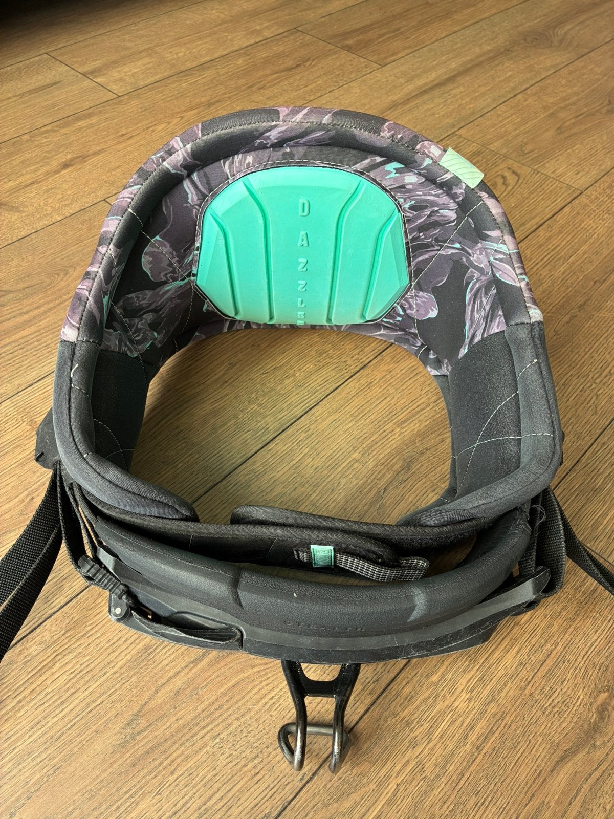 Mystic dazzled waist harnas/trapeze women phantom/grey, Watersport en Boten, Kitesurfen, Ophalen, Trapeze, Geen board, Zo goed als nieuw