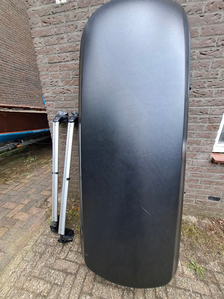 UniversUniversele dakkoffer inclusief dakdragers te koop, Ophalen, Gebruikt