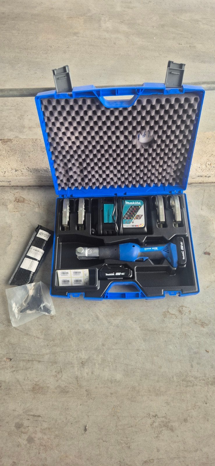 nieuwe uponor mini 2 accu perstang compleet!, Ophalen of Verzenden, Nieuw