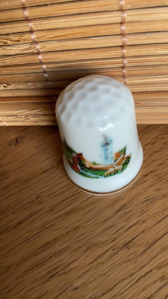 Lourdes vingerhoed vingerhoedje vingerhoedjes vingerhoeden, Verzenden, Nieuw, Porselein, Buitenland