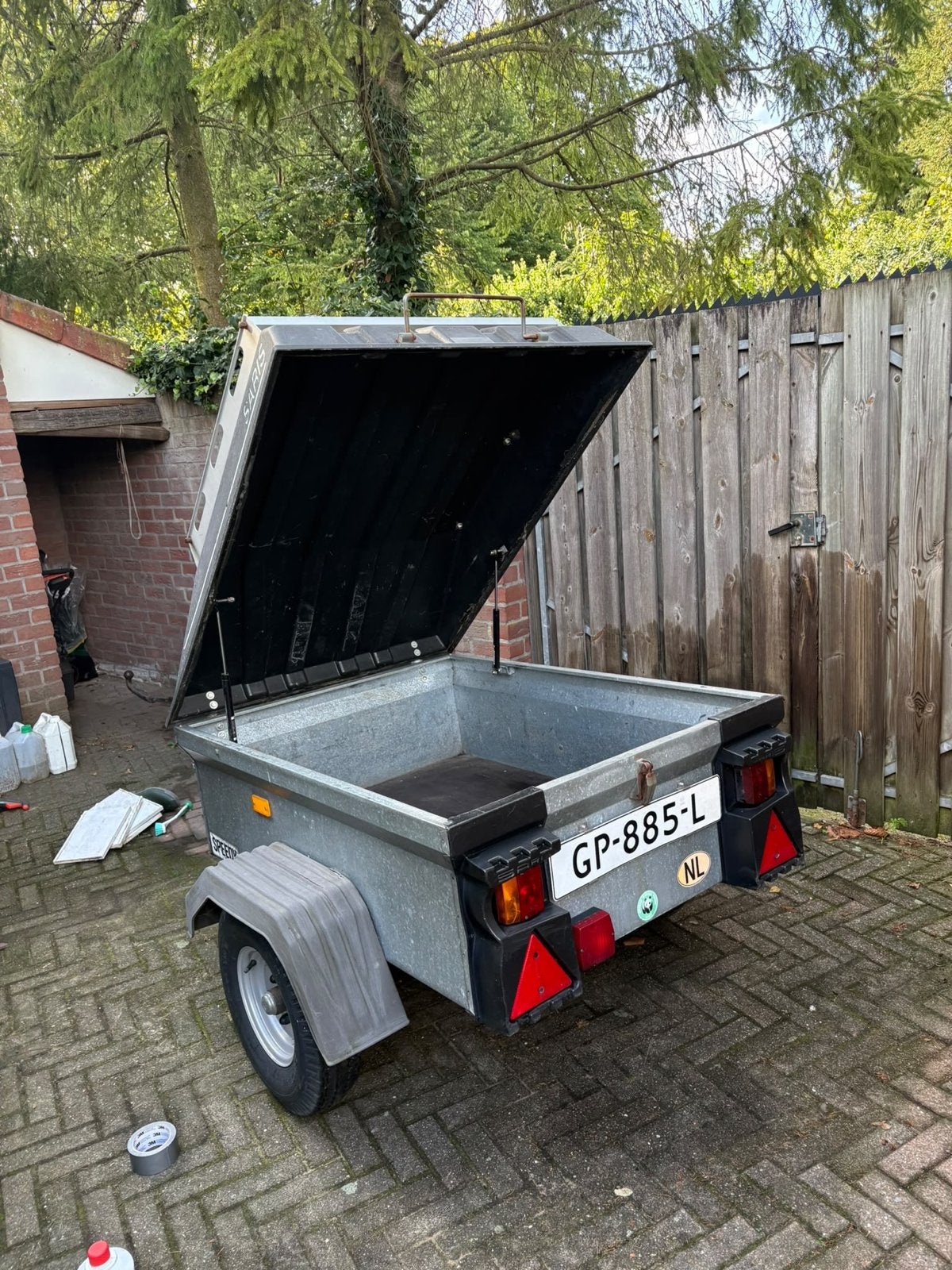 Saris Speedy Aanhanger - Goed Onderhouden, Ophalen, Zo goed als nieuw